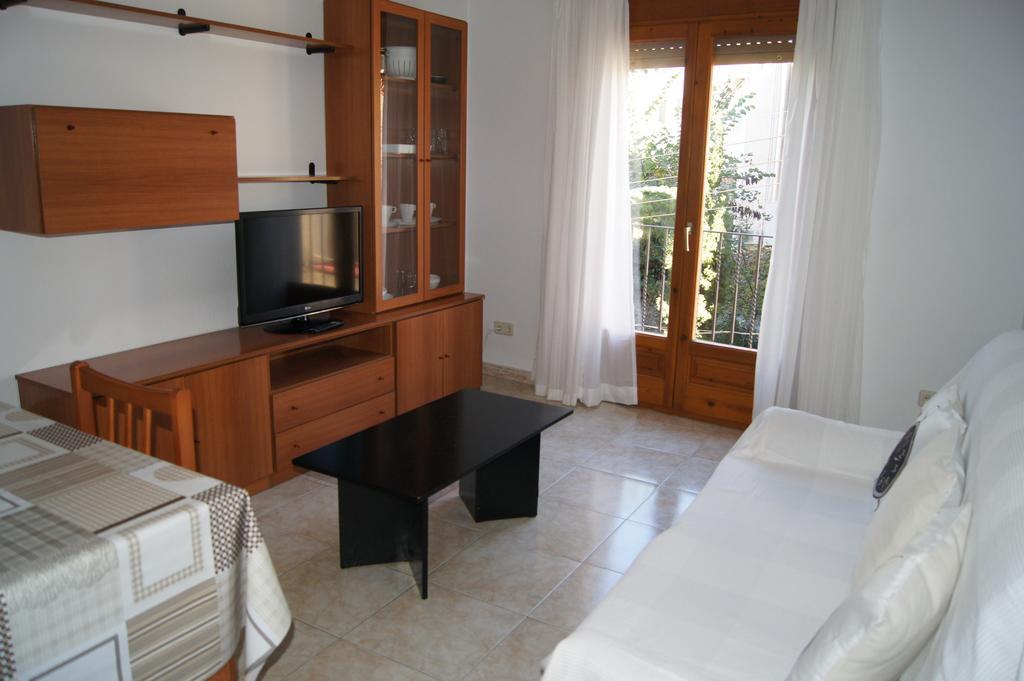 Barceloneta Upartments Apartment Figueres  Exterior photo